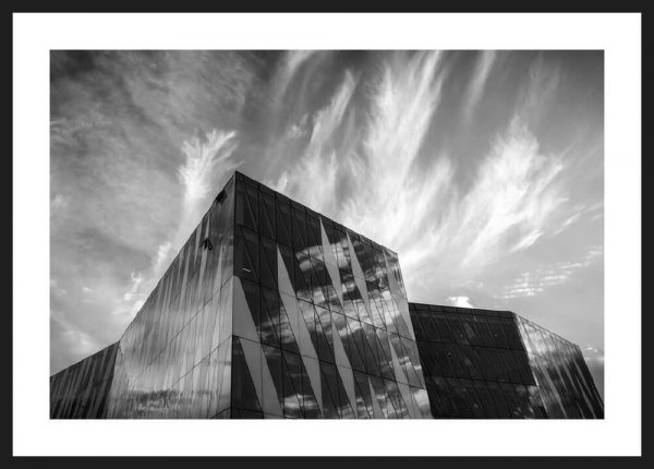 flaming clouds ramme bw